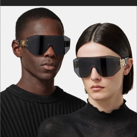 New Versace VE2258 1002/87 Dark Shield Sunglasses Unisex - Picture 4 of 16